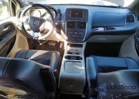 2018 Dodge Grand Caravan Sxt z USA, uszkodzony, nr VIN 2C4RDGCGXJR327591